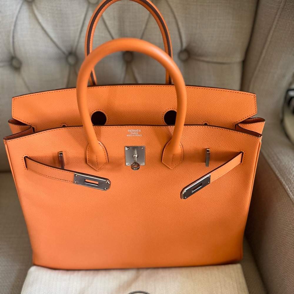 âSOLDâHermes Birkin 35 Mango on PHW
Epspm Leather Stamp P Square (2012) - Picture 11 of 16